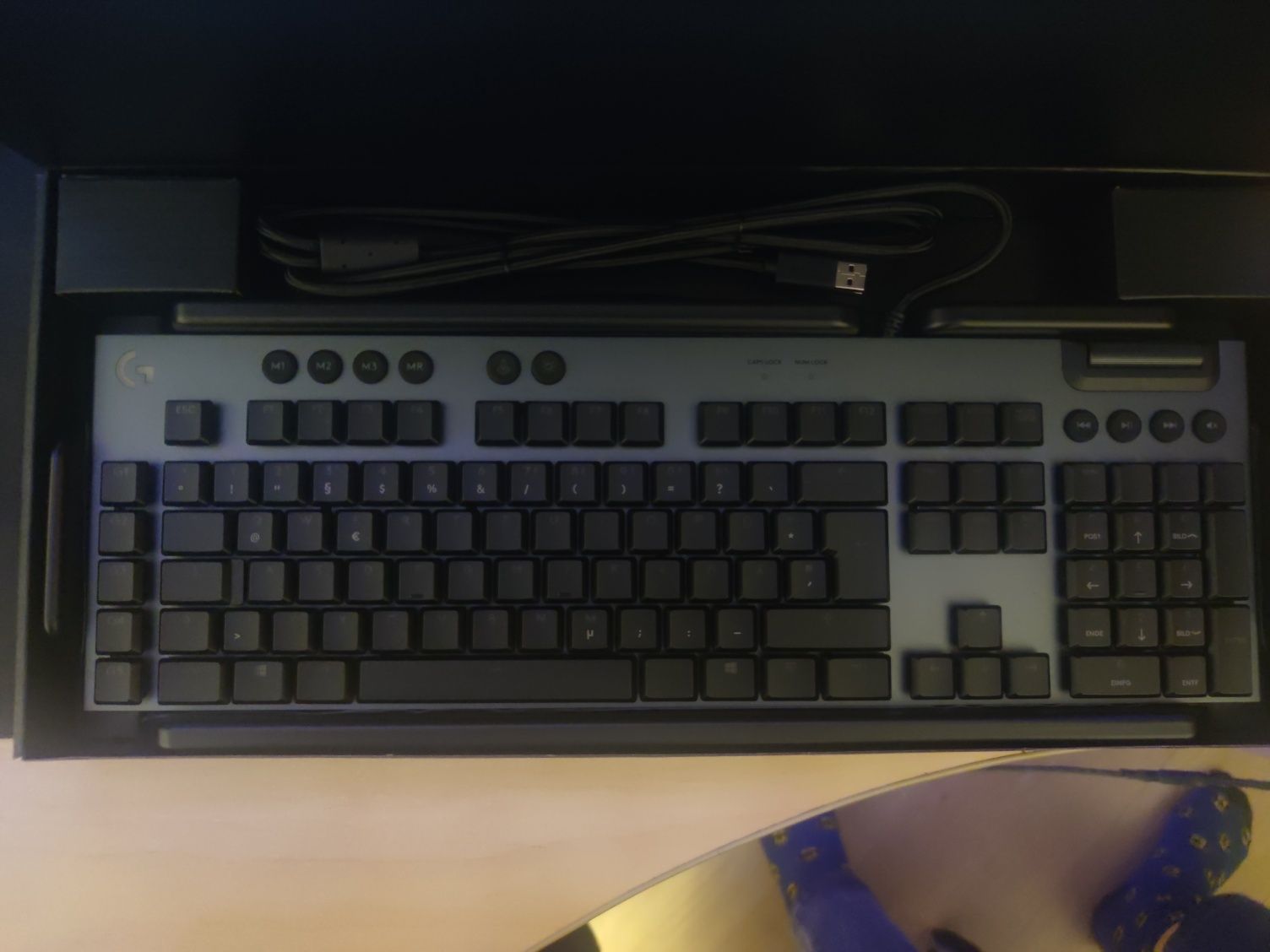 Клавиатура Logitech G815. Новая.