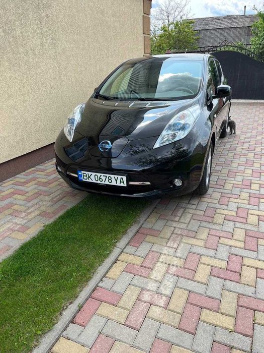 Nissan Leaf 2012 рік