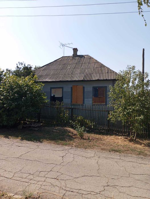 Дом с удобсвами в безопасном р-оне