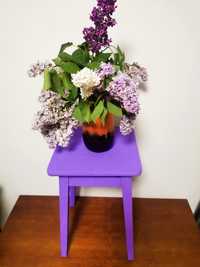 Taboret PRL, modern vintage, pastelowe meble, fioletowy stołek