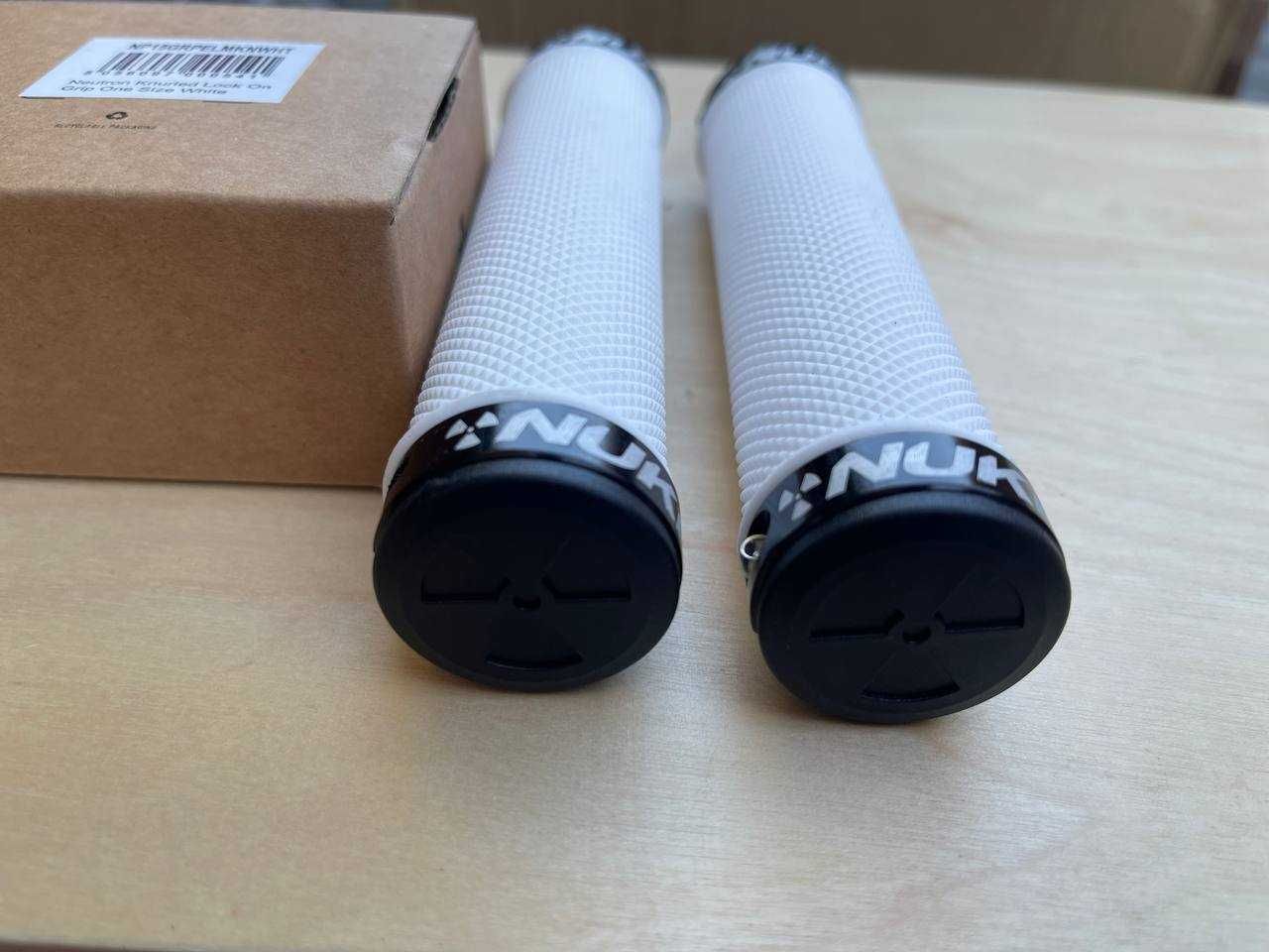 Гріпси нові Nukeproof Neutron Knurled Lock On Grips white лок он