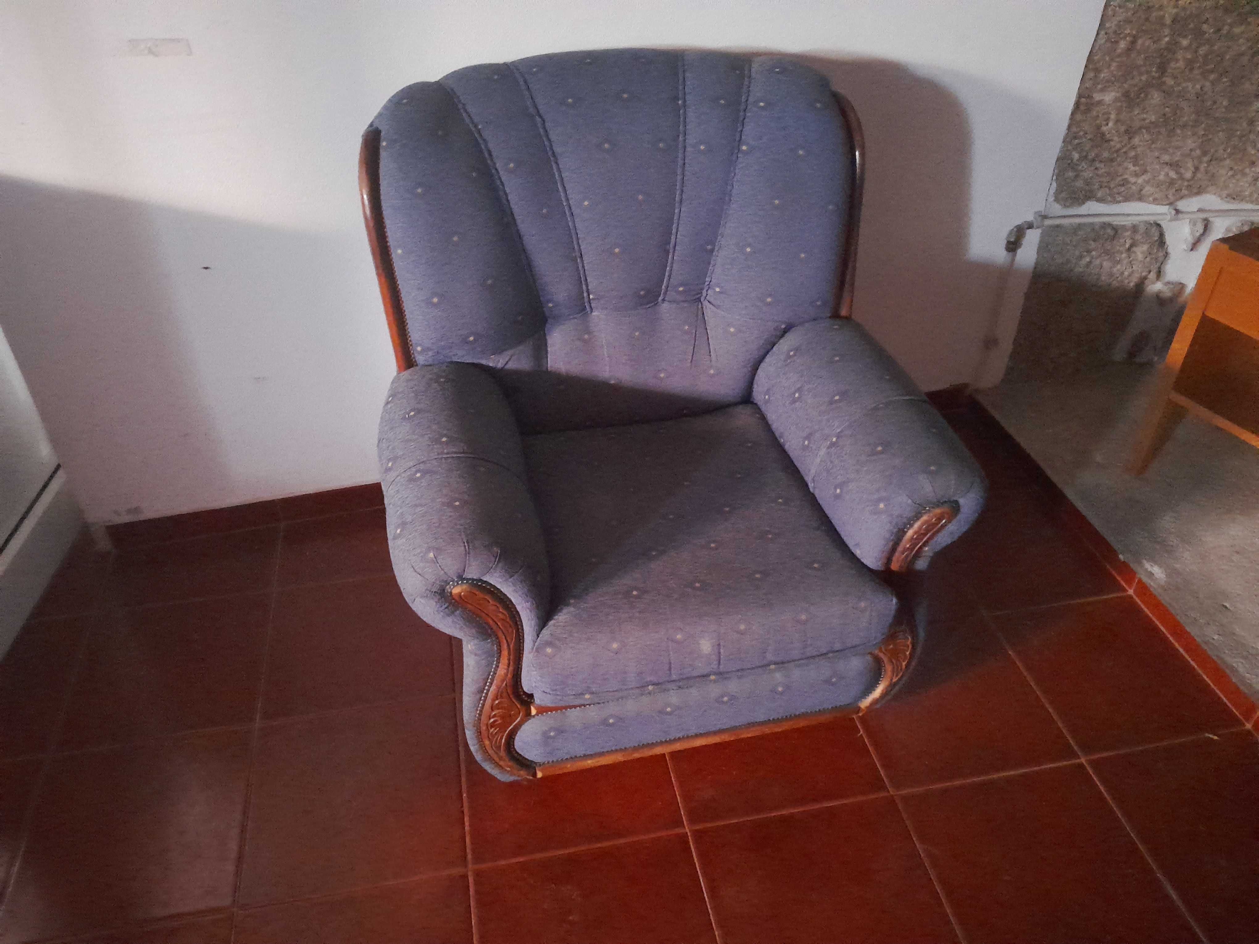 Vendo 2 sofas o grande e sofa cama