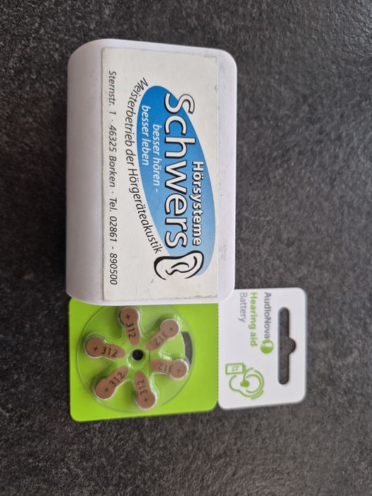 Aparat  słuchowy  UNITRON