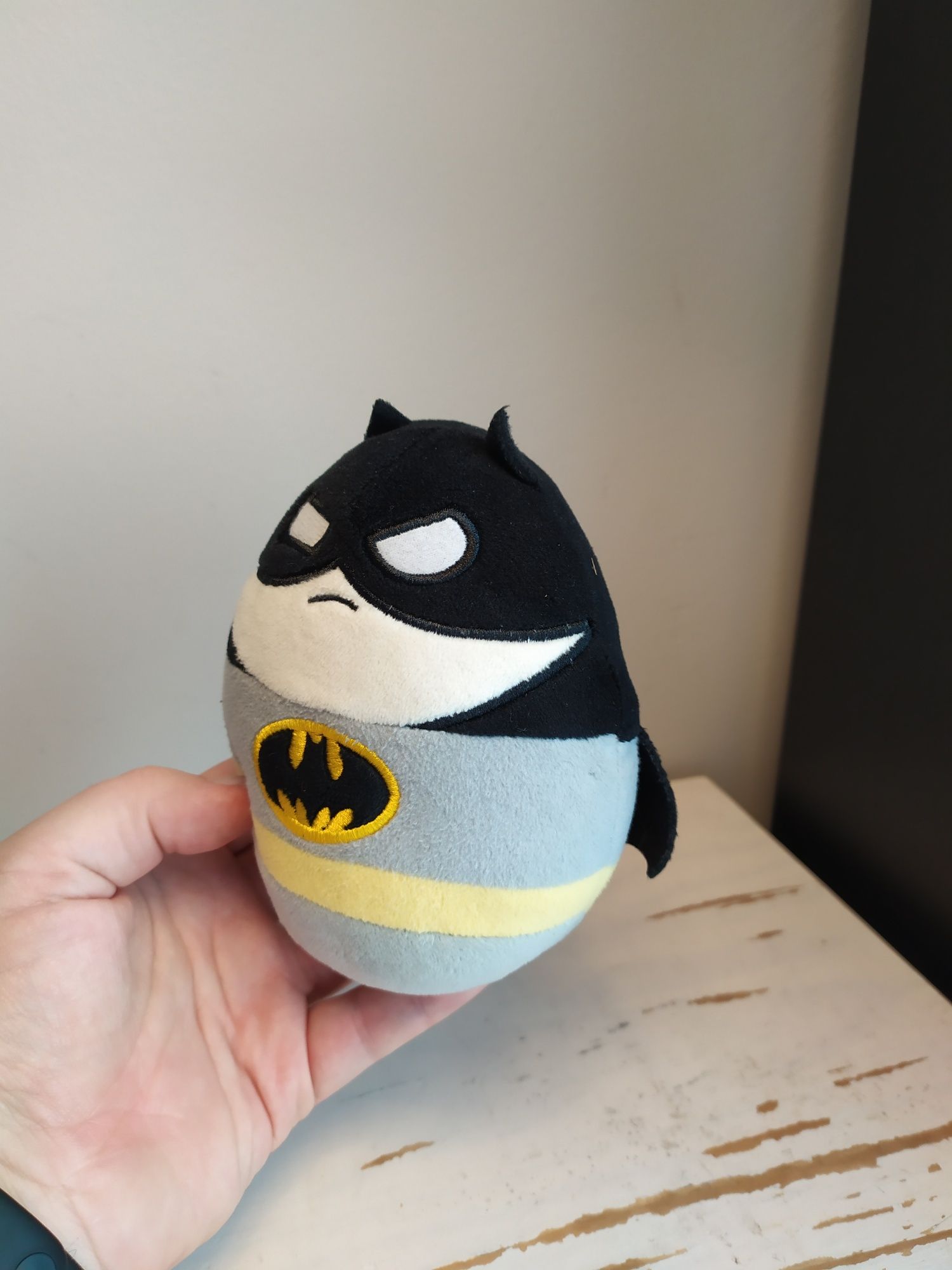 Batman jajo maskotka pluszak przytulanka DC