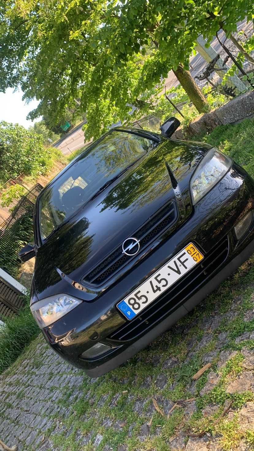 Opel Astra bertone