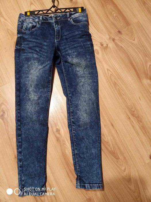 Spodnie jeansy roz 158
