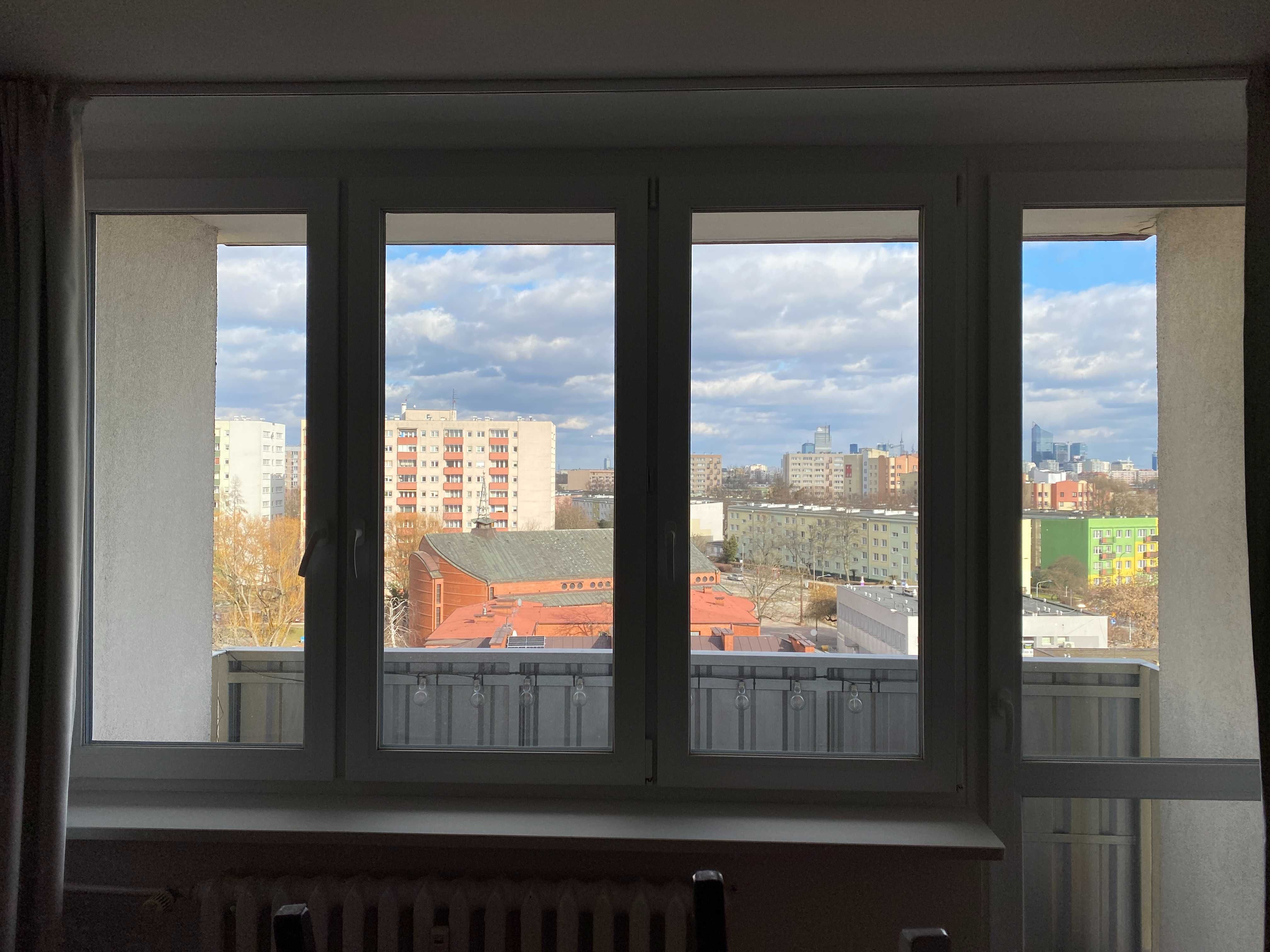 Okno 3-szybowe z drzwiami balkonowymi- Drutex - w komplecie parapety