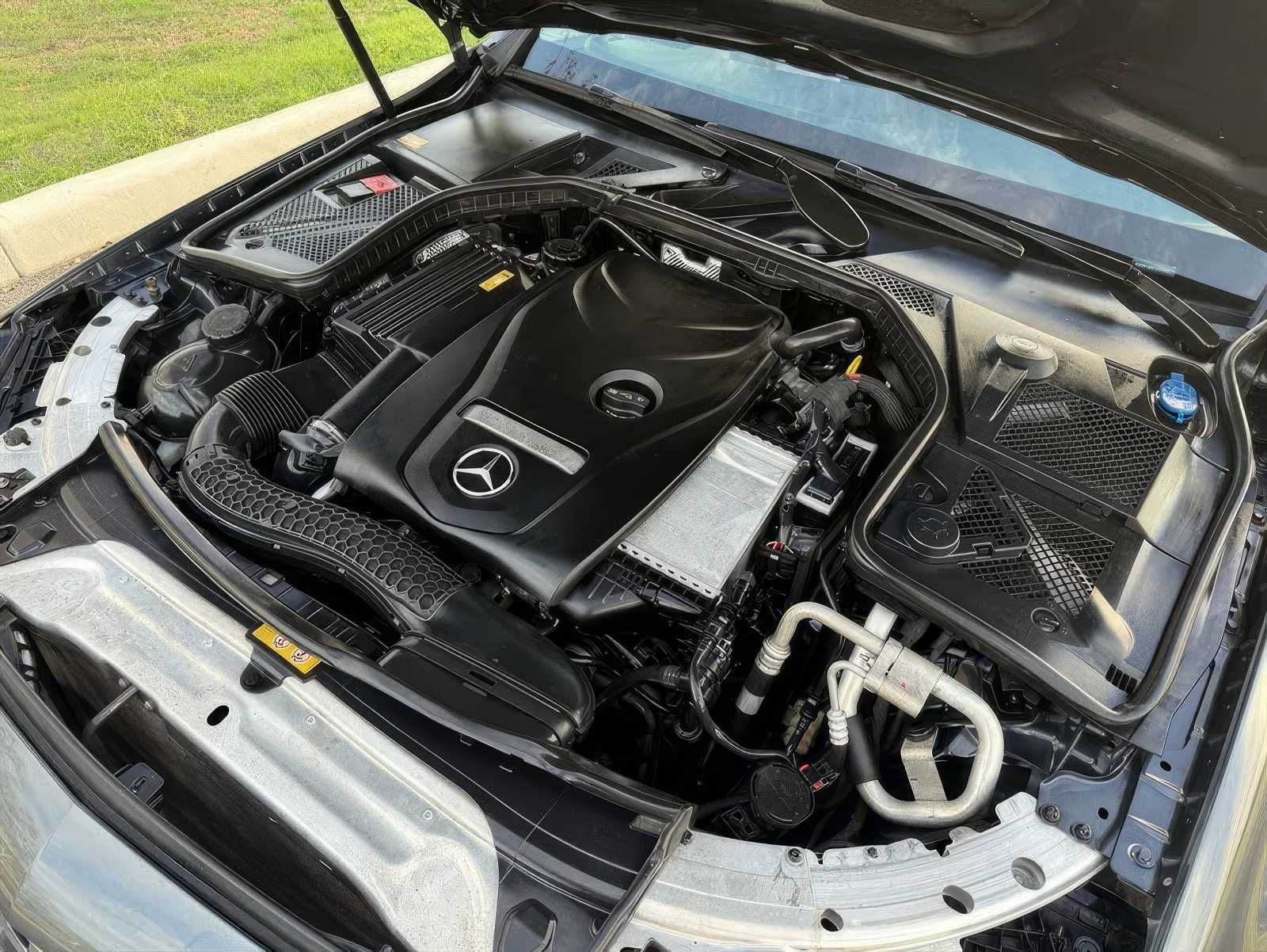 Mercedes-Benz C-Class 2015 • 2.0 бензин • Автомат • Одеса