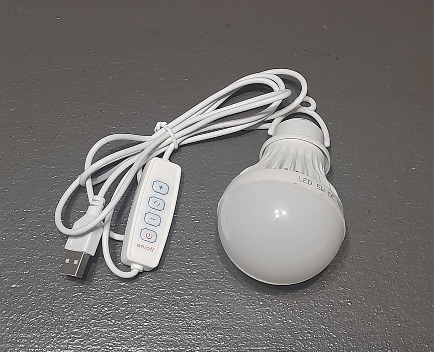 Usb лампочка с проводом и регулятором яркости.