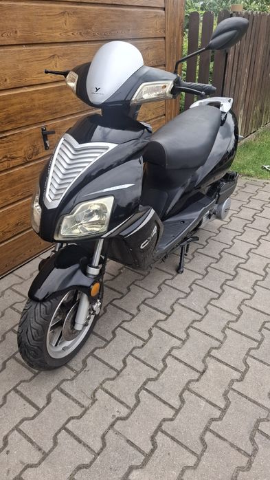 Skuter MotoBi Imola 125 poj.