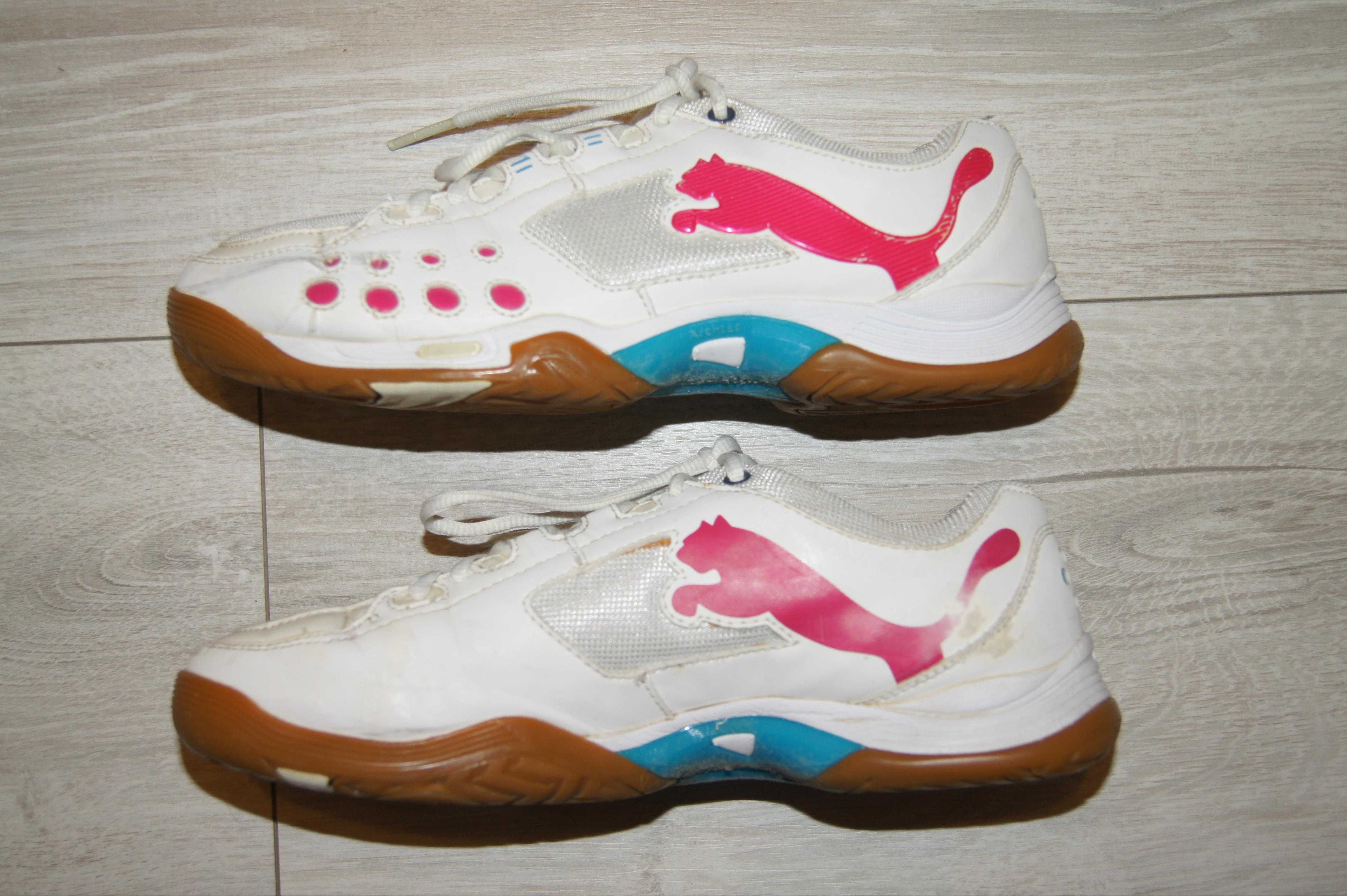 Buty Puma rozmiar 37 (długość wkładki 23,5 cm)