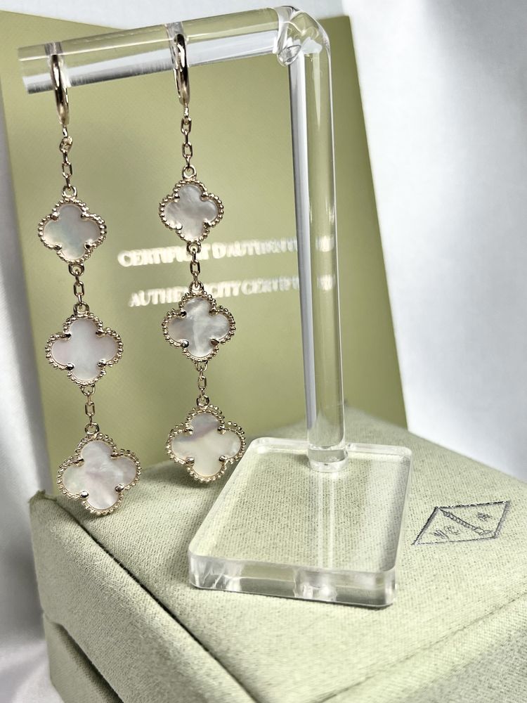 Золоті сережки у стилі Van Cleef