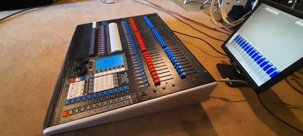 Avolites Pearl 2000 Rolacue - Mesa Profissional Original Avolites