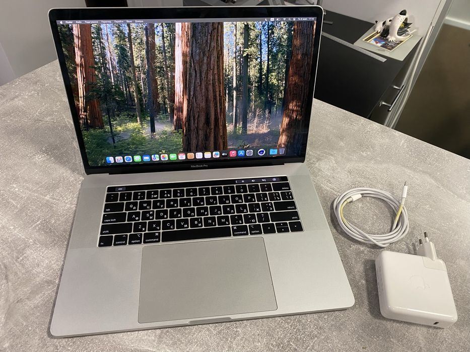 MacBook Pro 15 2018-2019 Silver/Space Gray (A1990) i7, 16gb, 250gb