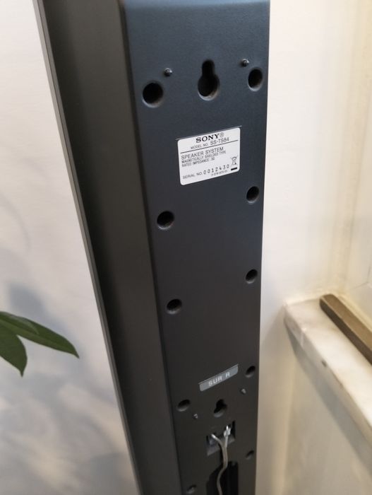 Coluna de som de televisão