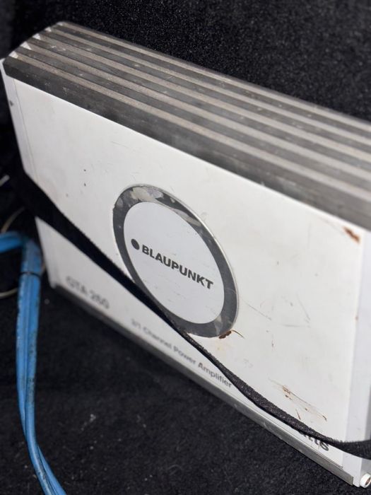 Amplificador da BLAUPUNKT de 400W