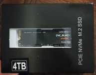 Vendo dw_black sn850 nvme m.2 ssd  4TB