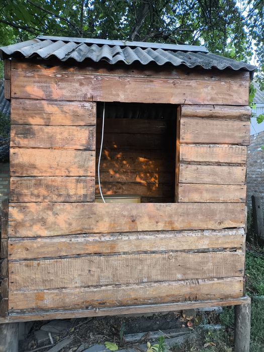 дерев’яна альтанка