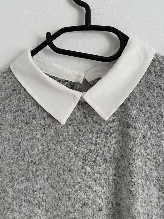 Sukienka dzianinowa z kołnierzykiem M