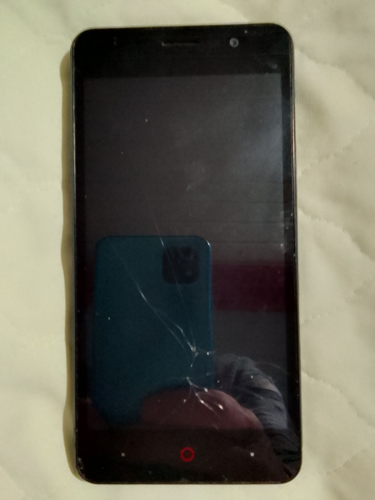 Телефон Doogee X-100 за 330грн.