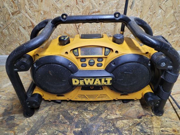 Dewalt DC011 radio budowlane