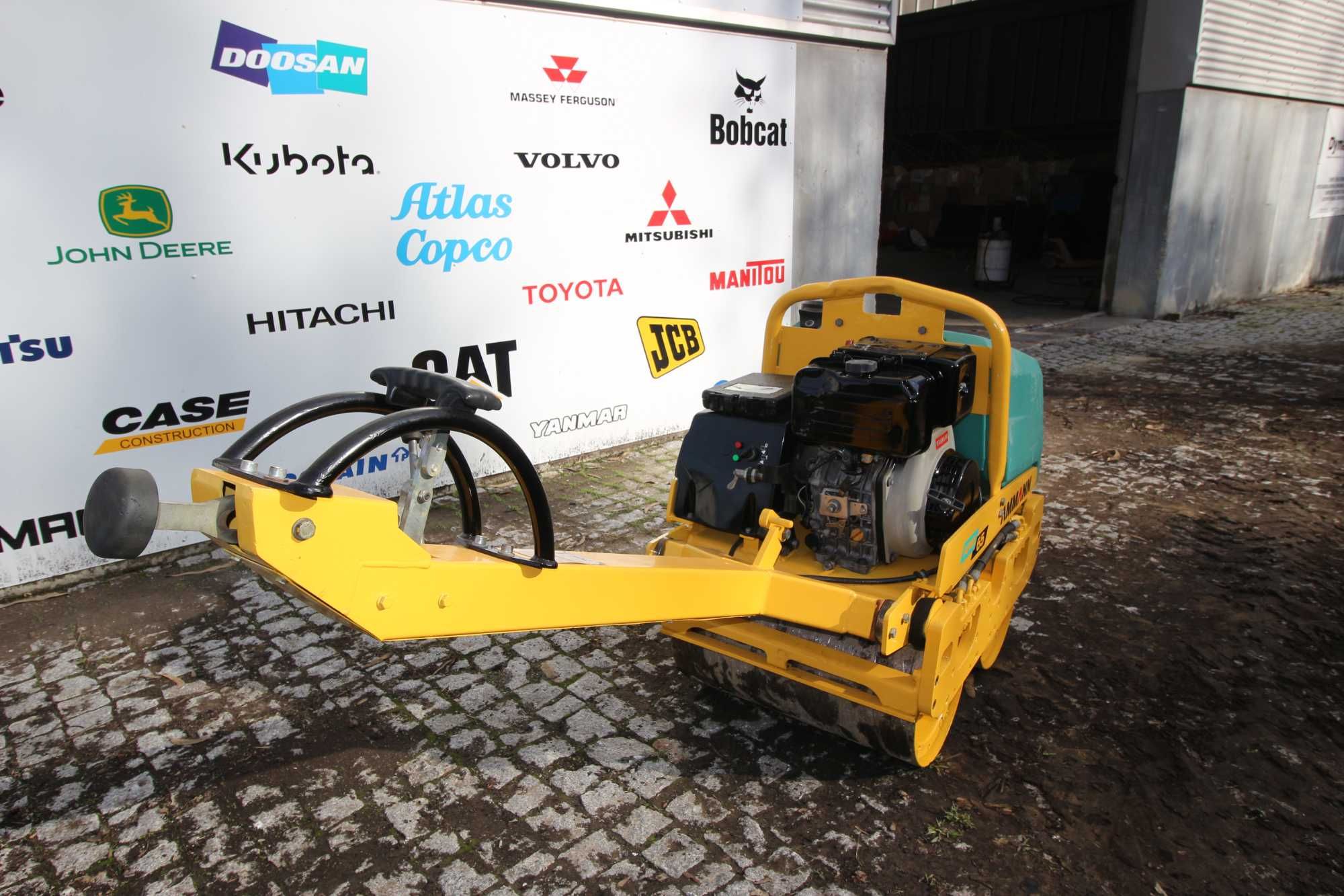Cilindro ARW 65 COMPACTADOR DE CONDUÇÃO MANUAL