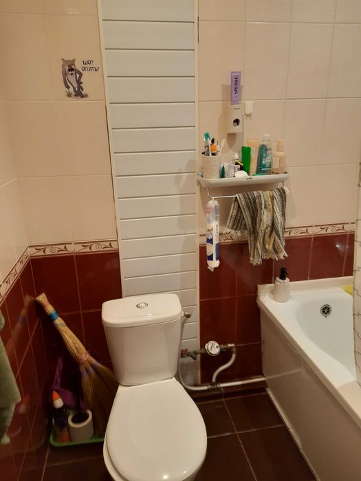 Продам 1-но комнатную квартиру в центре р-н Вала