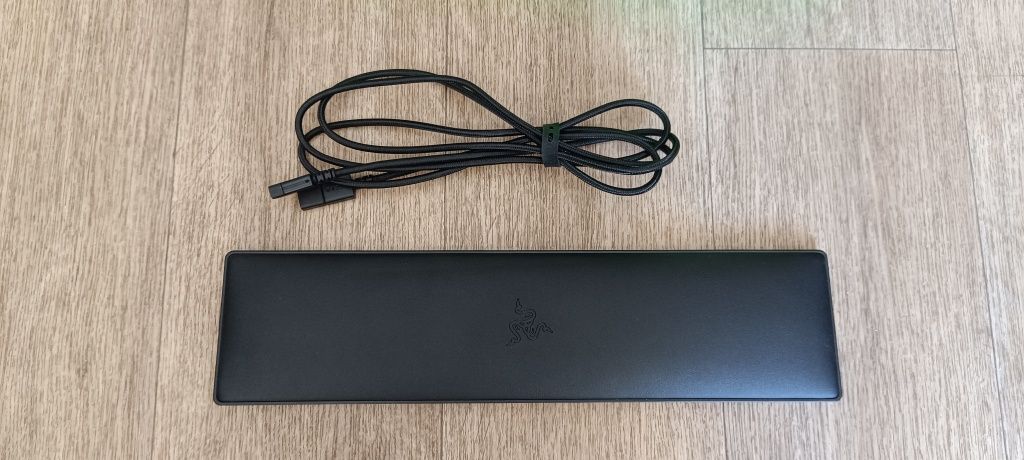 Ігрова клавіатура RAZER Huntsman V2 TKL