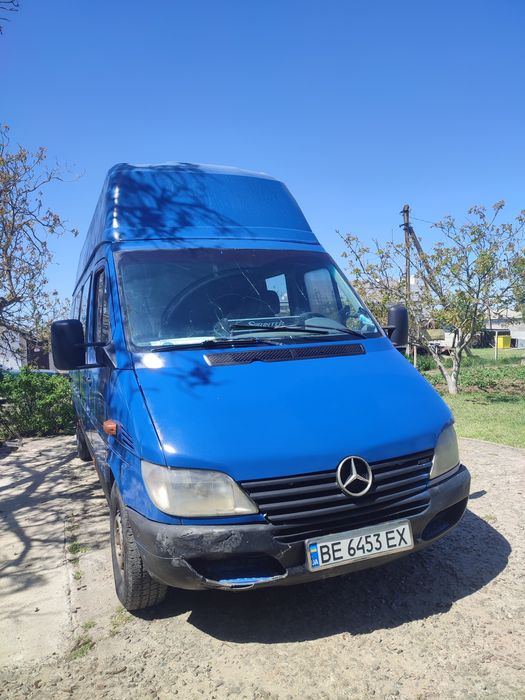 Мерседес спринтер