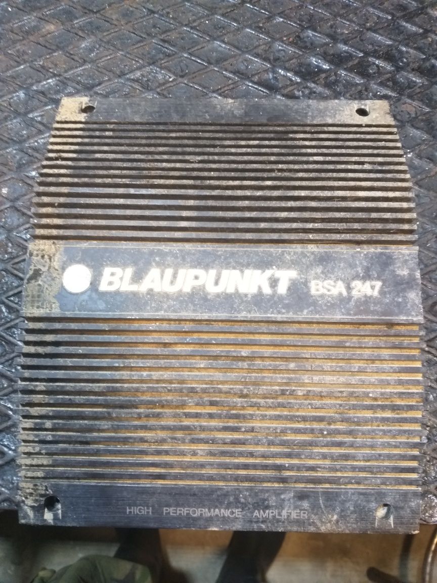 Amplificador da Blaupunkt BSA 247