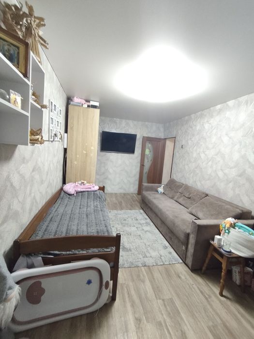 Продам 1 кімнатну квартиру в центрі міста