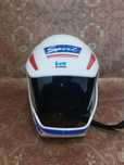 Zabawkowy kask plastikowy