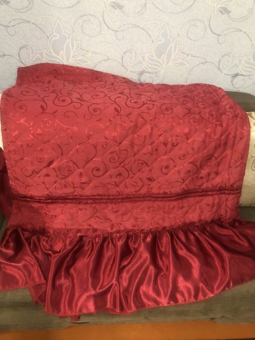 Покривало на ліжко / плед