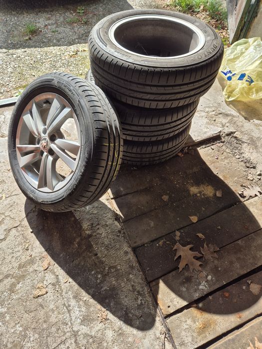 Felgi aluminiowe 15” + opony Dunlop Bluresponse 185/60 R15