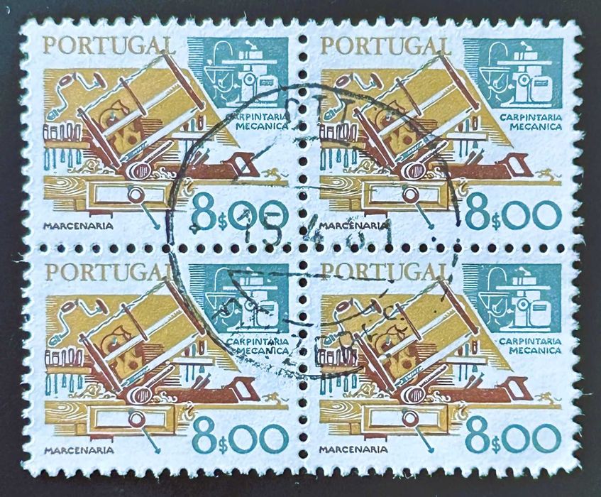 Quadra de selos usados de 8$00 - Instrumentos de trabalho - 1980