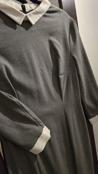 Mohito elegancka sukienka ołówkowa z białym kołnierzykiem r. 40