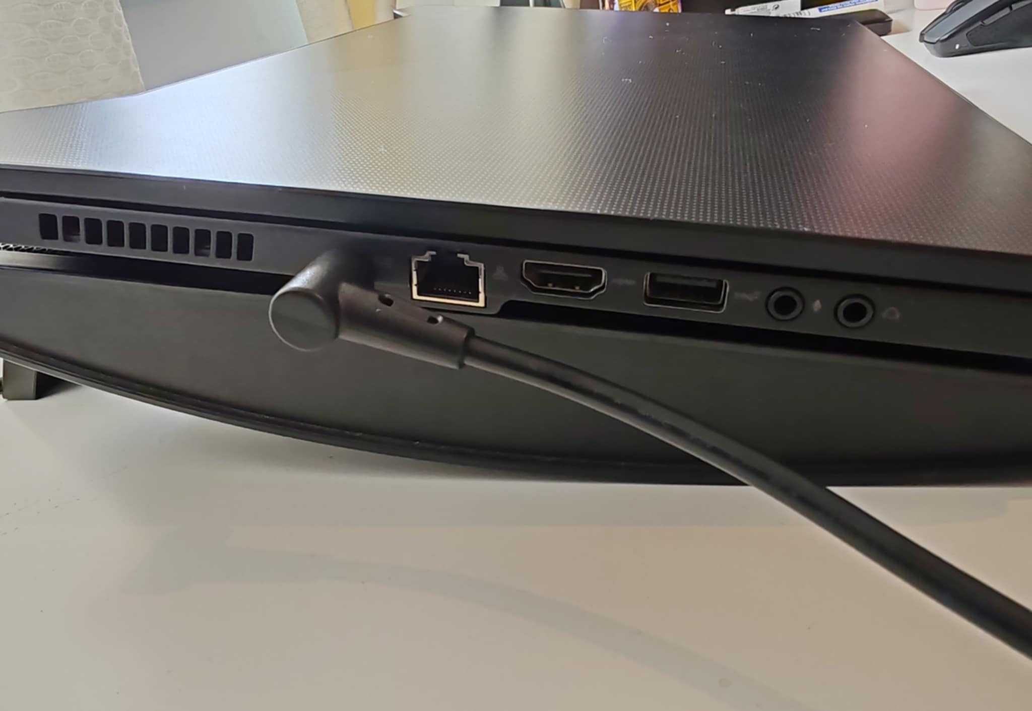 Asus Zephyrus M15