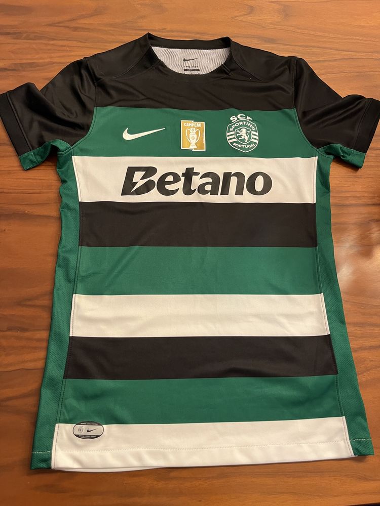 Camisola principal Sporting 2024/2025 campeão