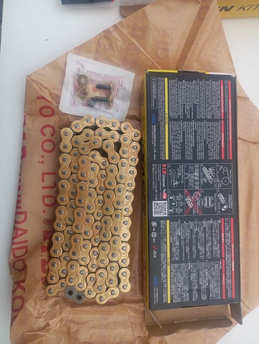 D.I.D łańcuch zębatka 525VX3 108zb Jtr1489.40 napęd silnika silnik A3
