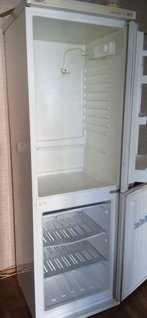 Холодильник Samsung Symphony  340