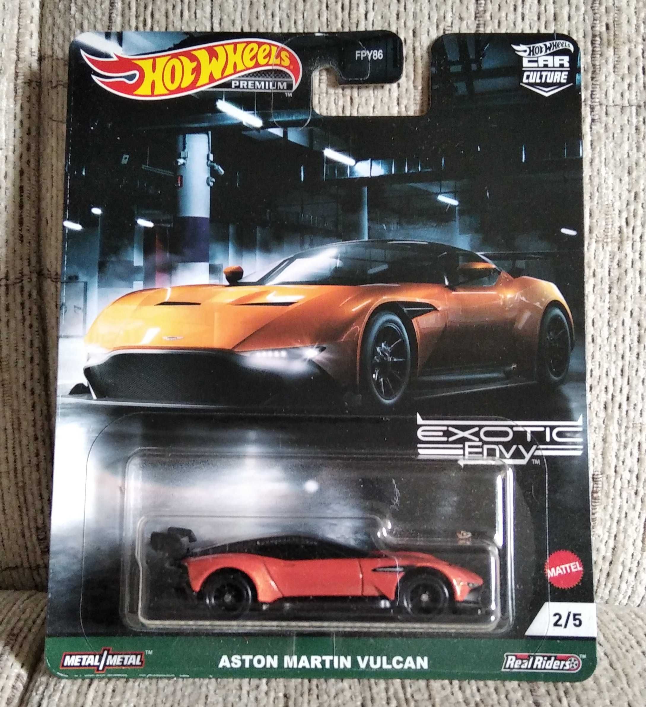 Hot Wheels Premium - Exotic Envy - Aston Martin Vulcan