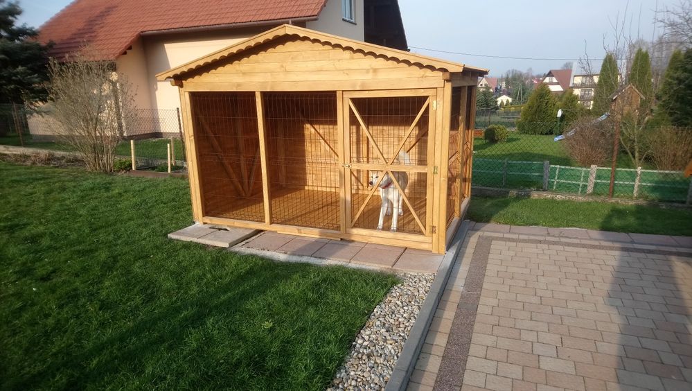 Kojec dla psa drewniany