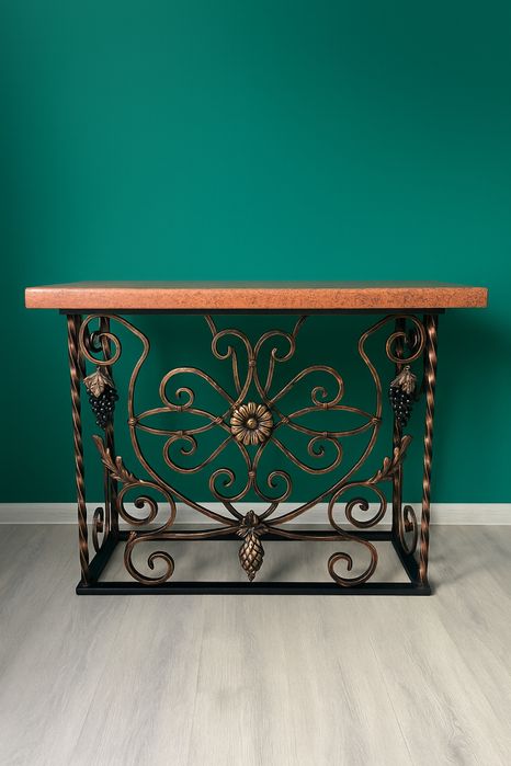 Stolik z kutego żelaza ze stylowym blatem