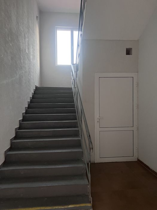 Комерційне приміщення 1200 кв.м