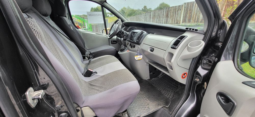 Renault trafic 9os 260tyskm 1.9 DCI