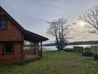 Domek letniskowy nad jeziorem