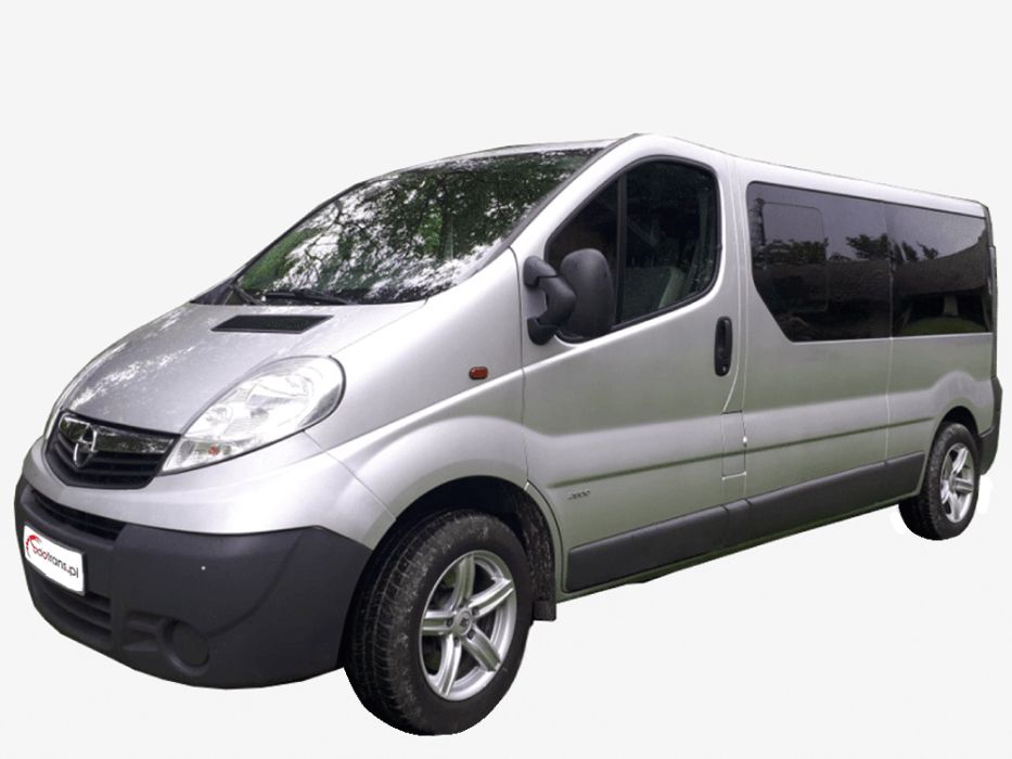 Wynajem 9/8 osobowego busa: vivaro custom turneo proace sienna Tarnów