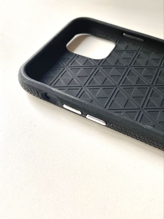 Czarne etui iPhone 11 Pro Max