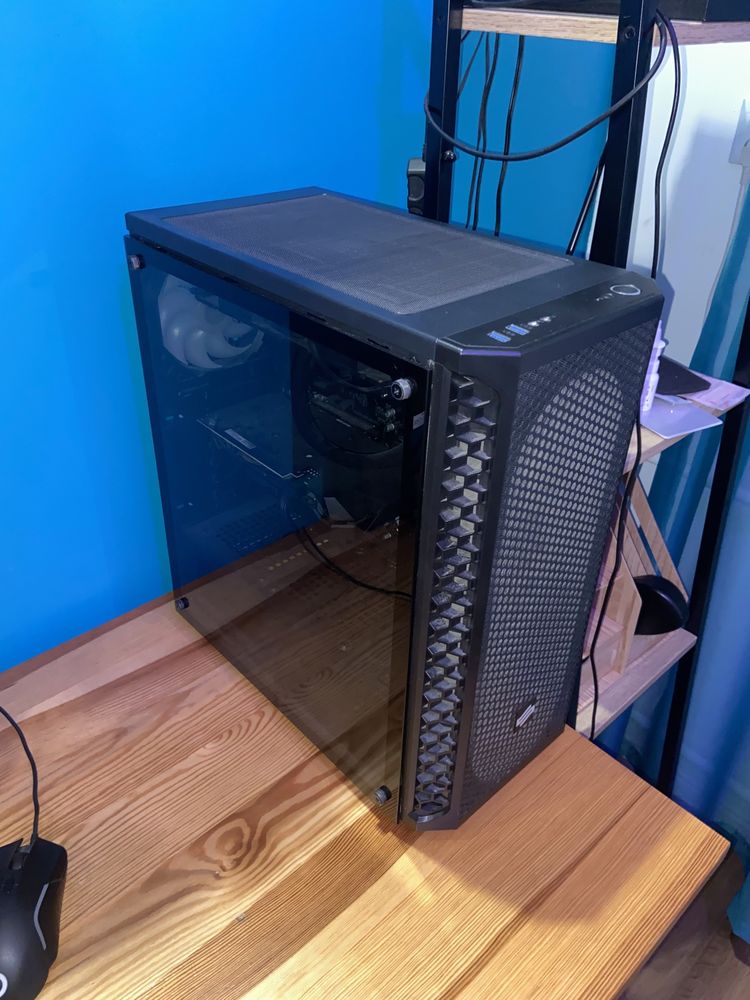 PC Komputer Stacjonarny Gamingowy Ryzen 7 2700X GTX 1660 TI 16 GB ram
