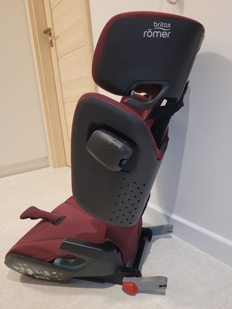 Sprzedam fotelik Britax Romer KIDFIX i-SIZE